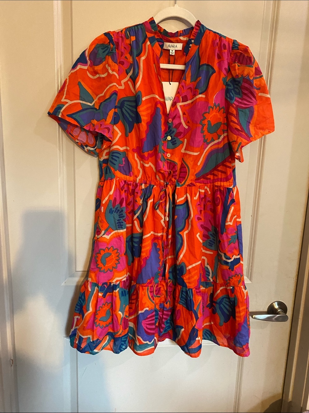 Avara NWT Floral Tiered Dress M